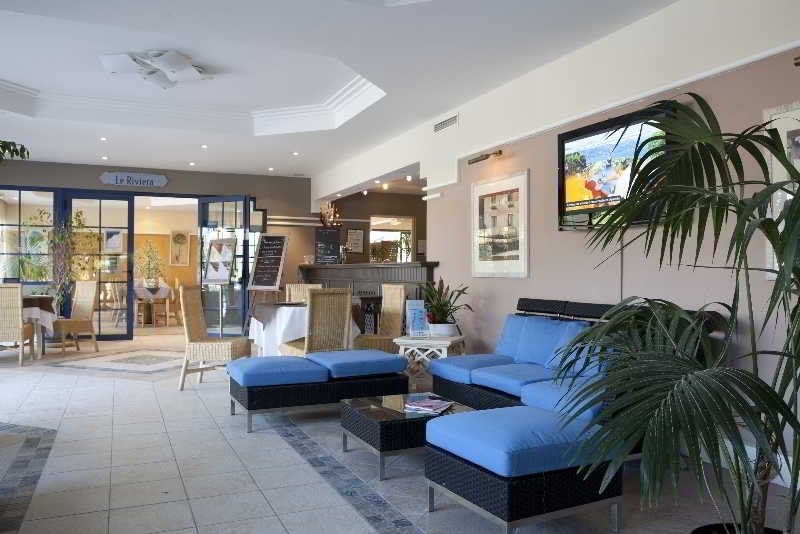 Residence Pierre & Vacances Les Rives De Cannes Mandelieu Exterior foto